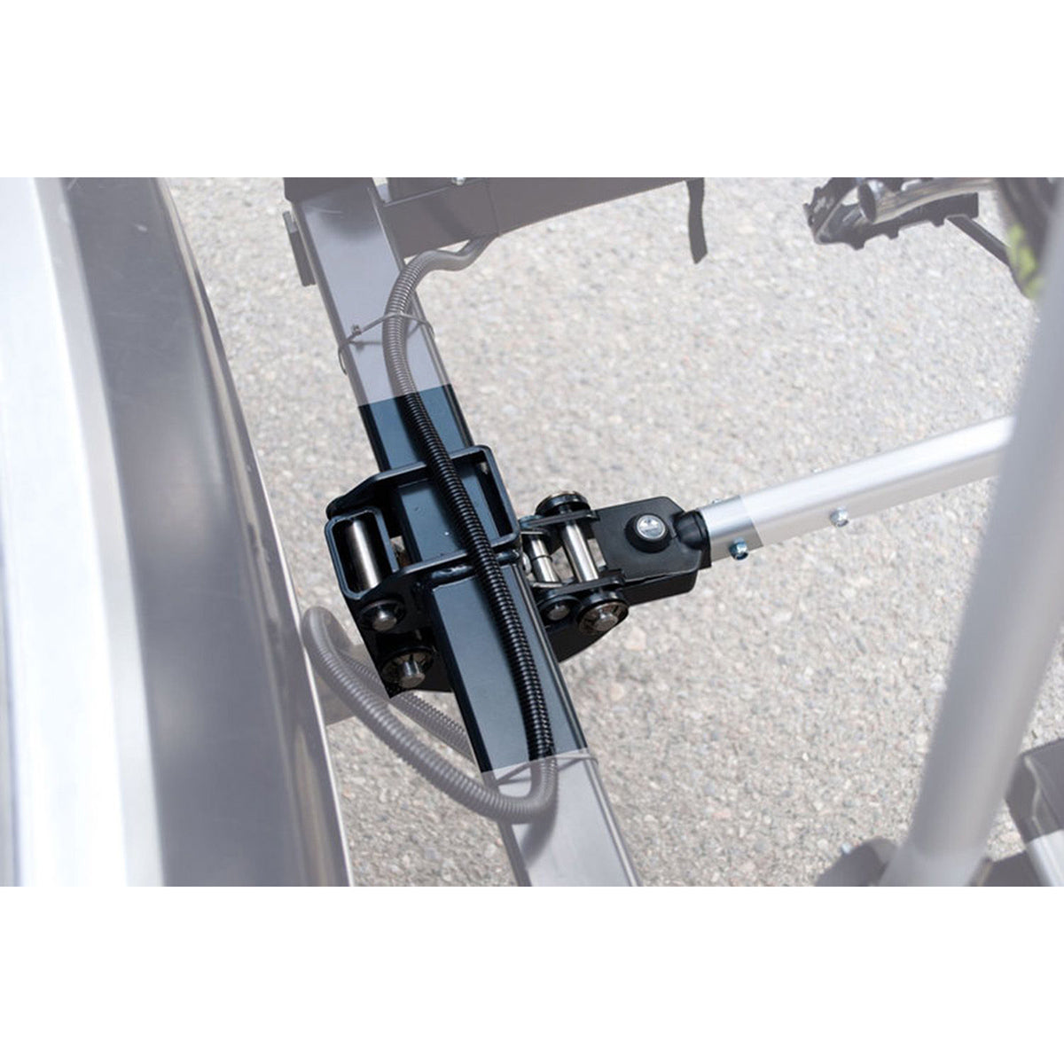 Suport biciclete Hakr Trip pentru 3 biciclete cu prindere pe carligul de remorcare - Pack&Go