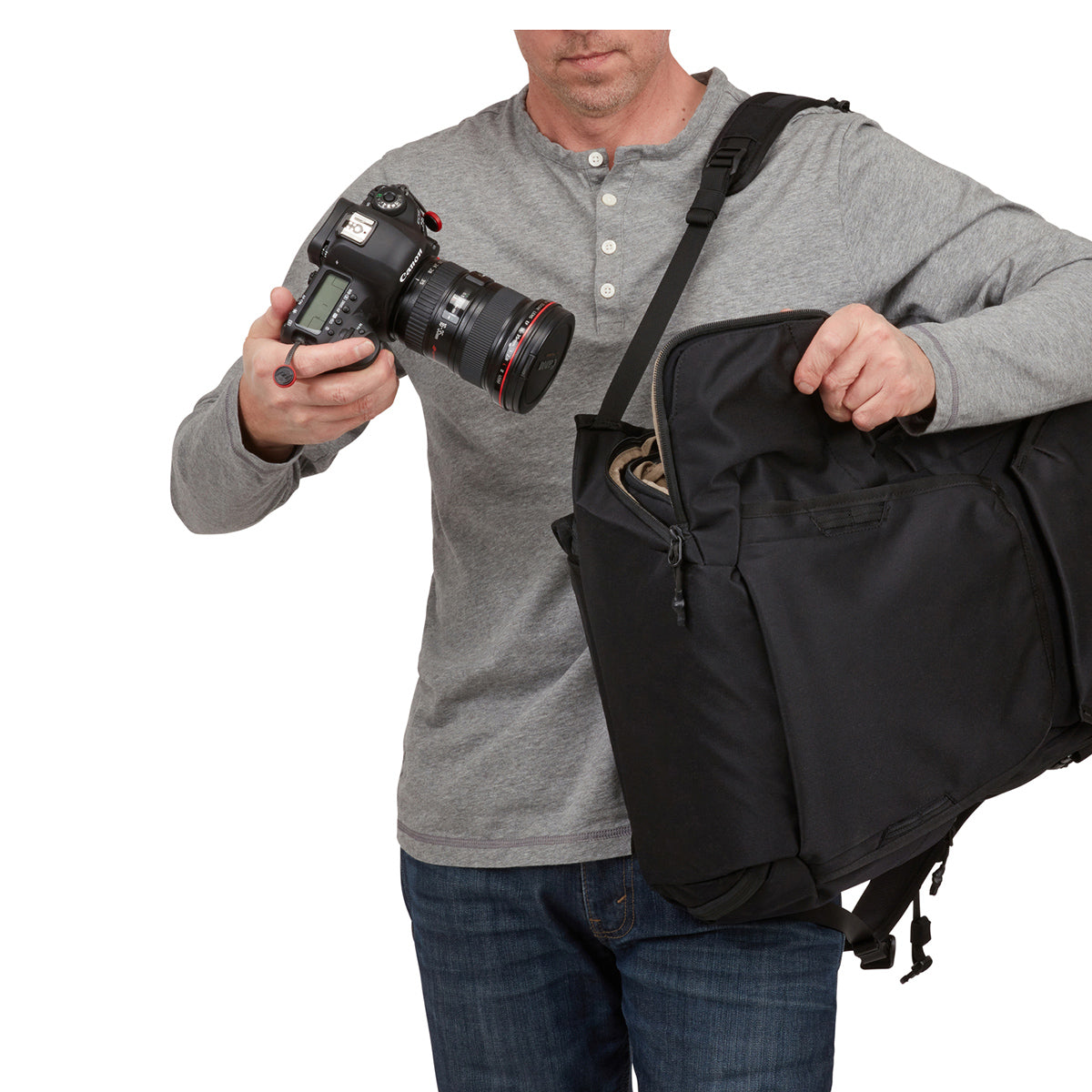 Rucsac foto Thule Covert DSLR, 32 L, Negru