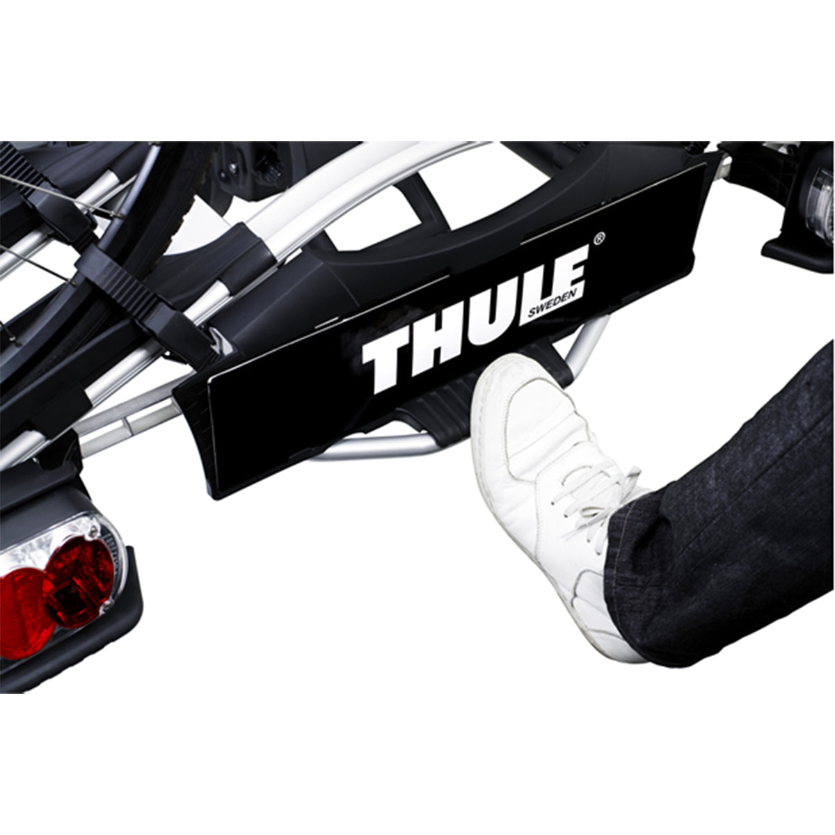 Suport biciclete Thule EuroWay G2 922020 cu prindere pe carligul de remorcare - pentru 3 biciclete (alimentare 13 pini)